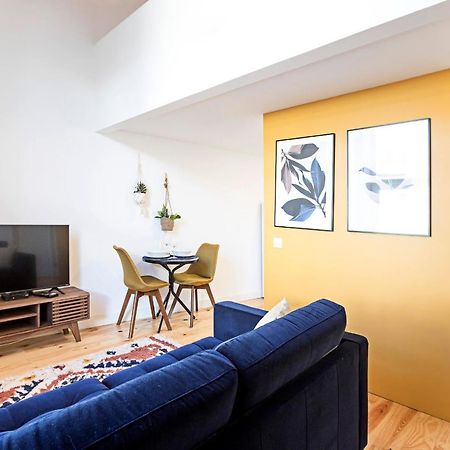 Lovelystay - Vila Burgaes Porto Bagian luar foto