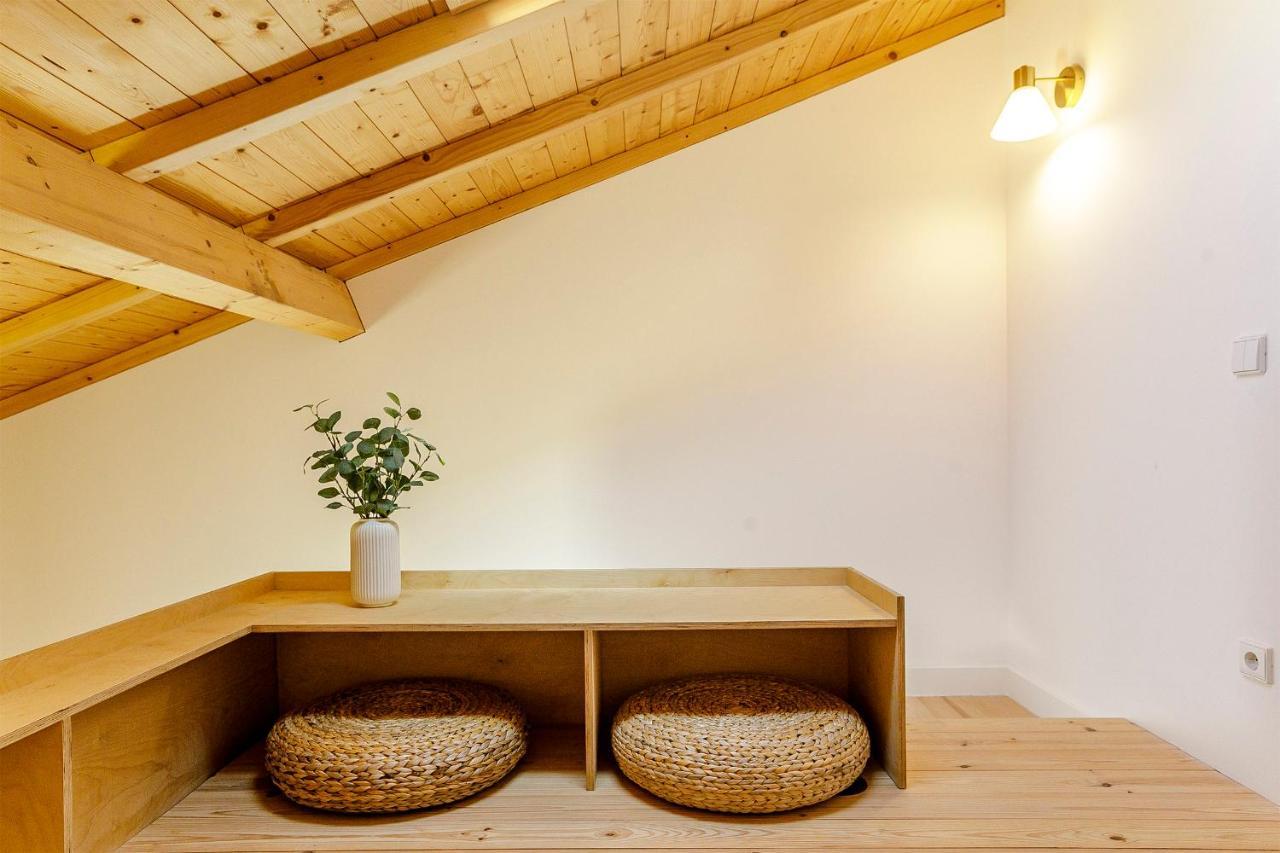 Lovelystay - Vila Burgaes Porto Bagian luar foto