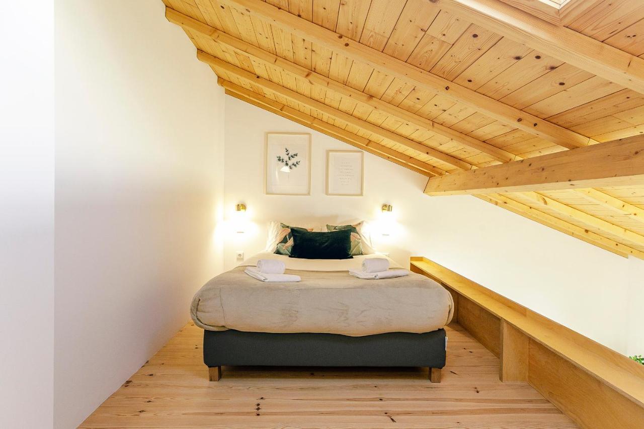 Lovelystay - Vila Burgaes Porto Bagian luar foto
