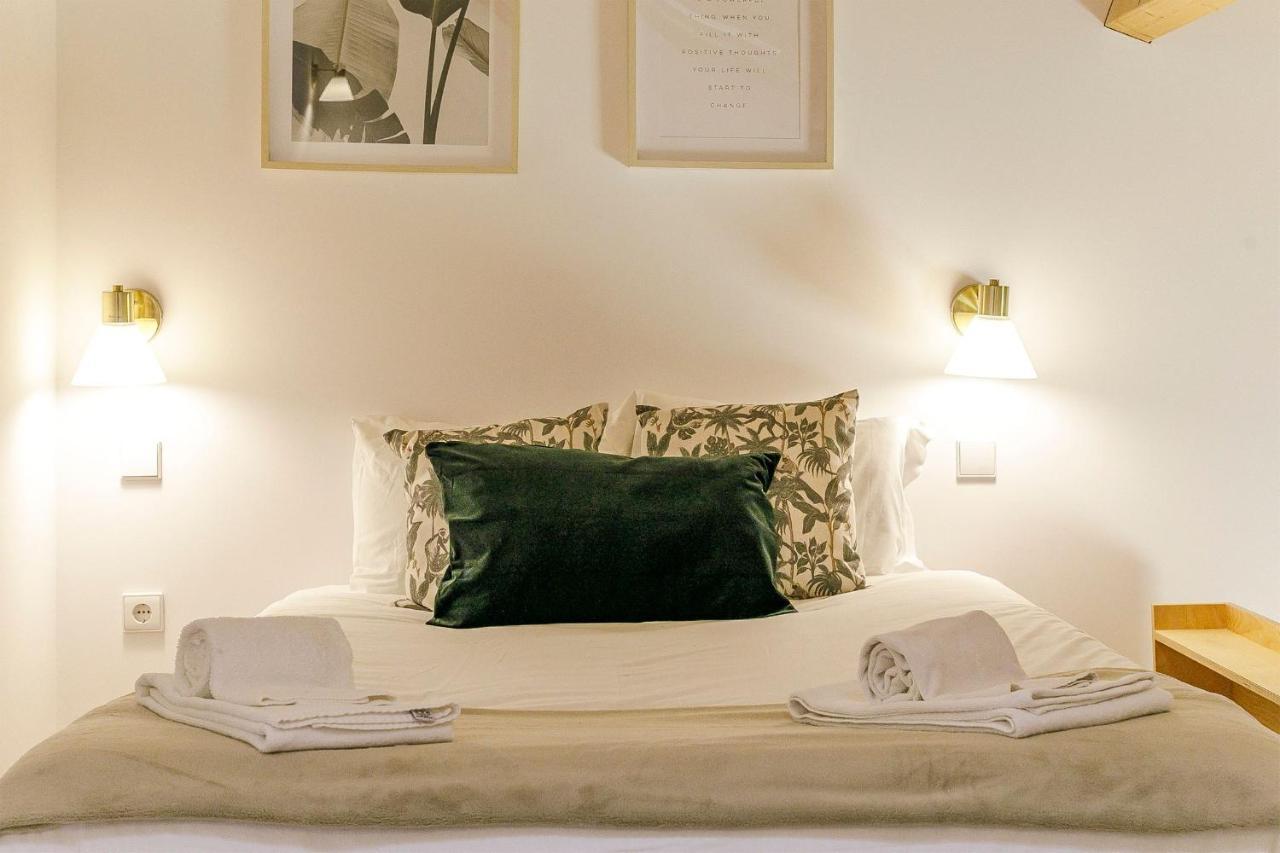 Lovelystay - Vila Burgaes Porto Bagian luar foto