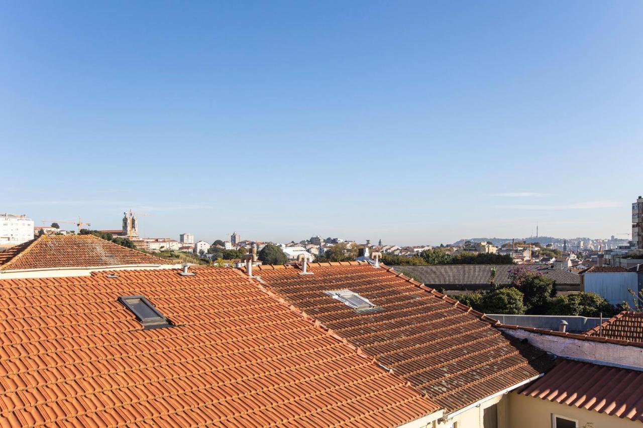 Lovelystay - Vila Burgaes Porto Bagian luar foto