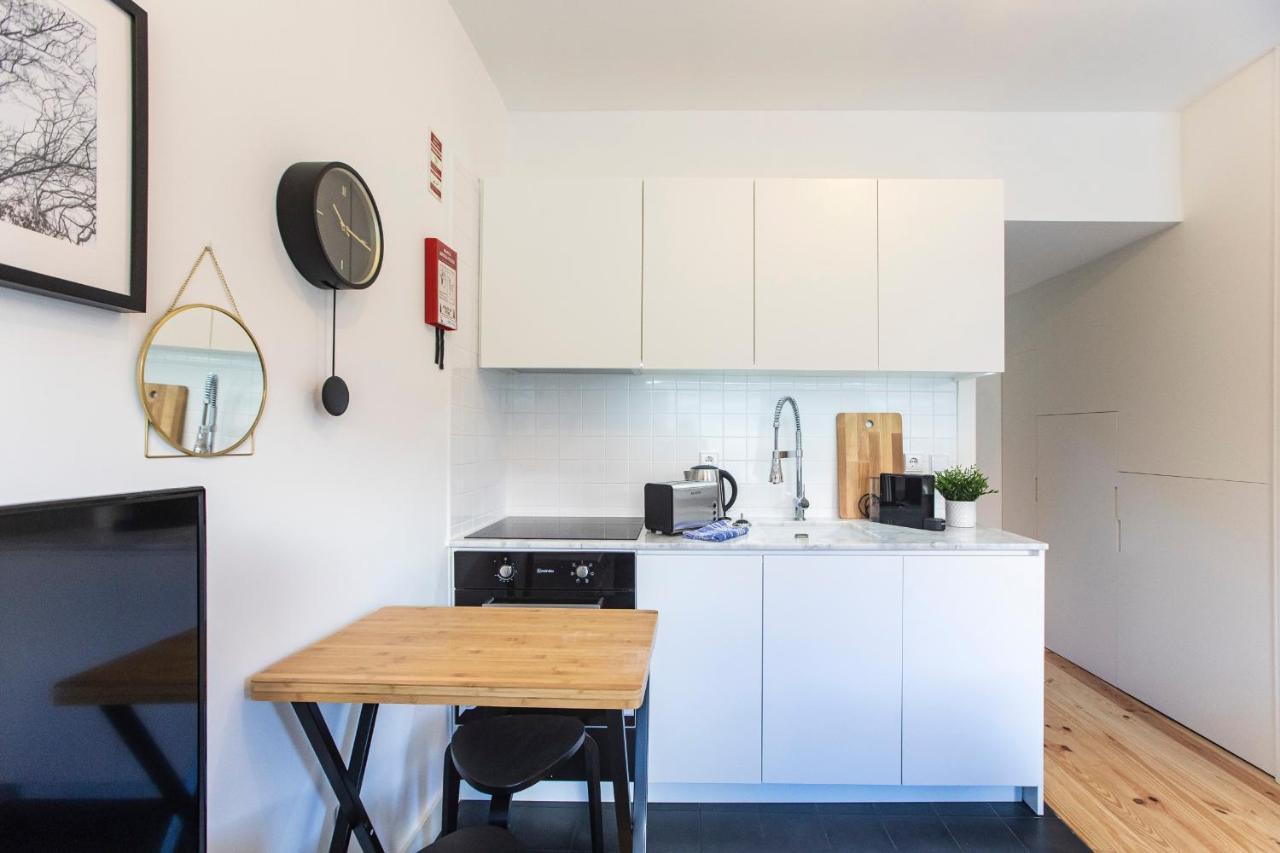 Lovelystay - Vila Burgaes Porto Bagian luar foto