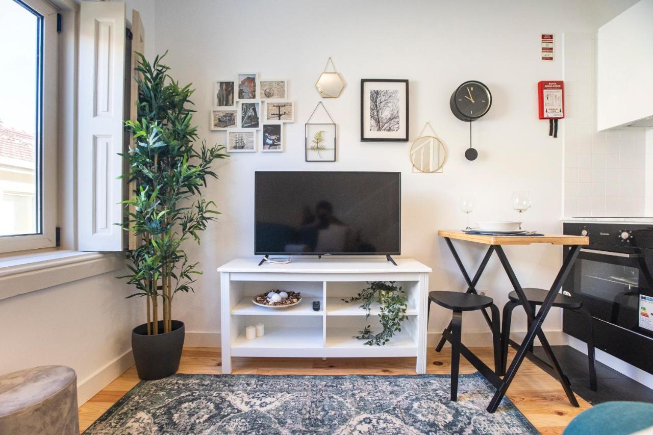 Lovelystay - Vila Burgaes Porto Bagian luar foto