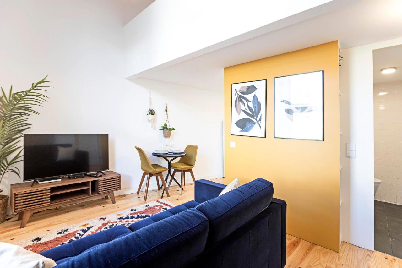Lovelystay - Vila Burgaes Porto Bagian luar foto