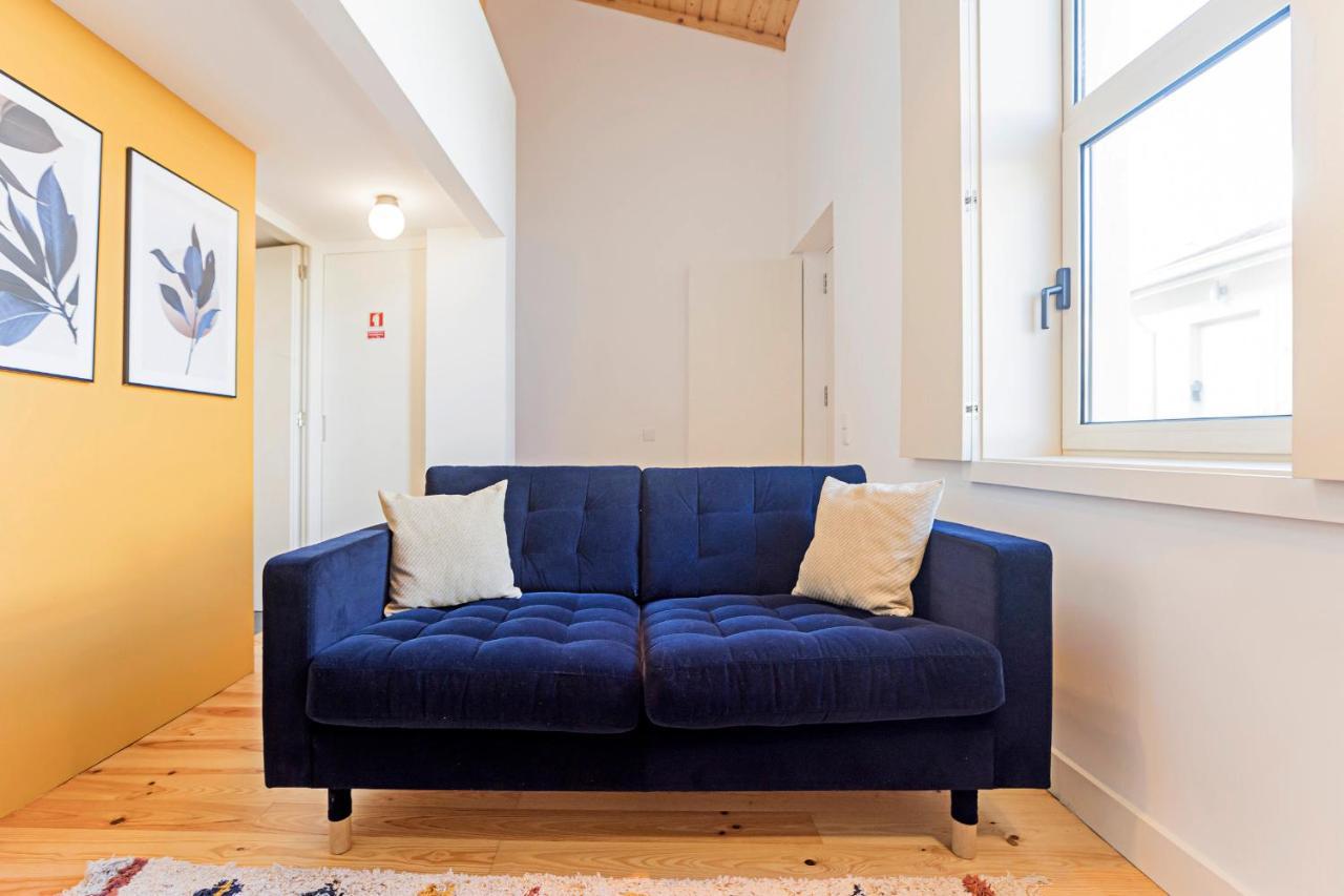 Lovelystay - Vila Burgaes Porto Bagian luar foto