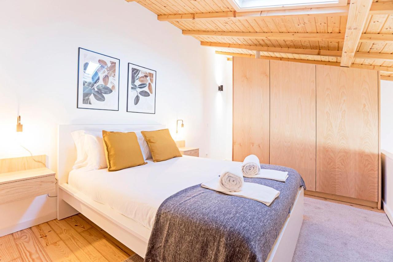 Lovelystay - Vila Burgaes Porto Bagian luar foto