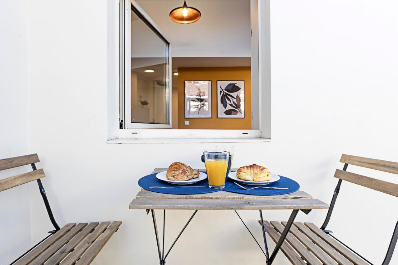 Lovelystay - Vila Burgaes Porto Bagian luar foto