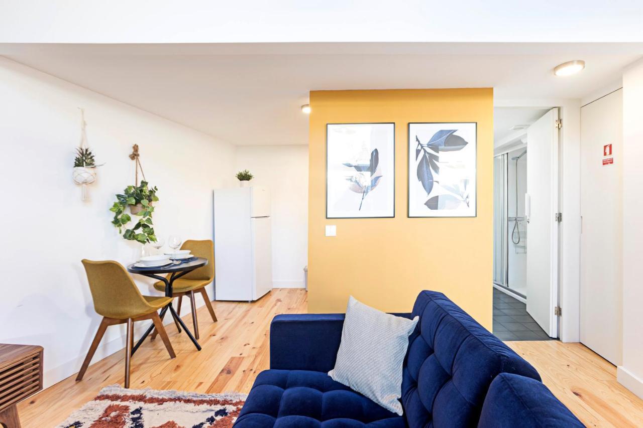 Lovelystay - Vila Burgaes Porto Bagian luar foto