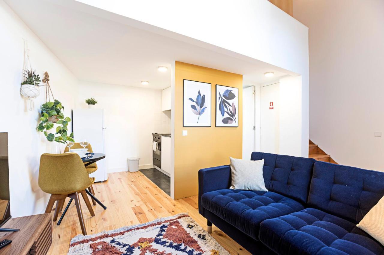 Lovelystay - Vila Burgaes Porto Bagian luar foto